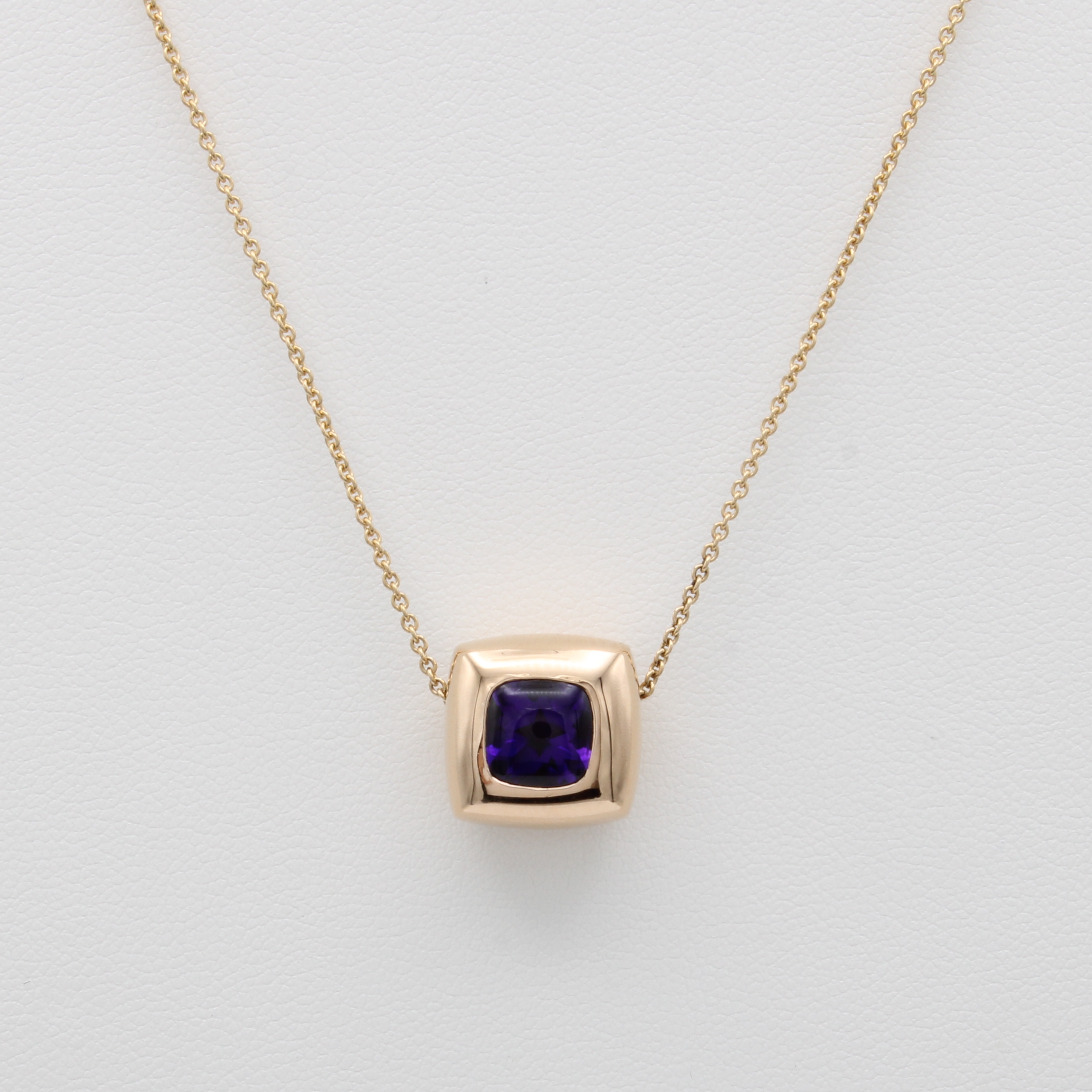 Image 27164337 - Anhänger mit Amethyst an Kette, RG 750/000, Amethyst im Buff-Top, in L. ca. 42.5 u. ...