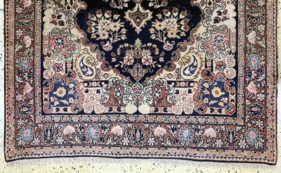 27164517c - Djosan alt, Persien, Anfang 20.Jhd, Wolle auf Baumwolle, ca. 200 x 135 cm, EHZ: ...