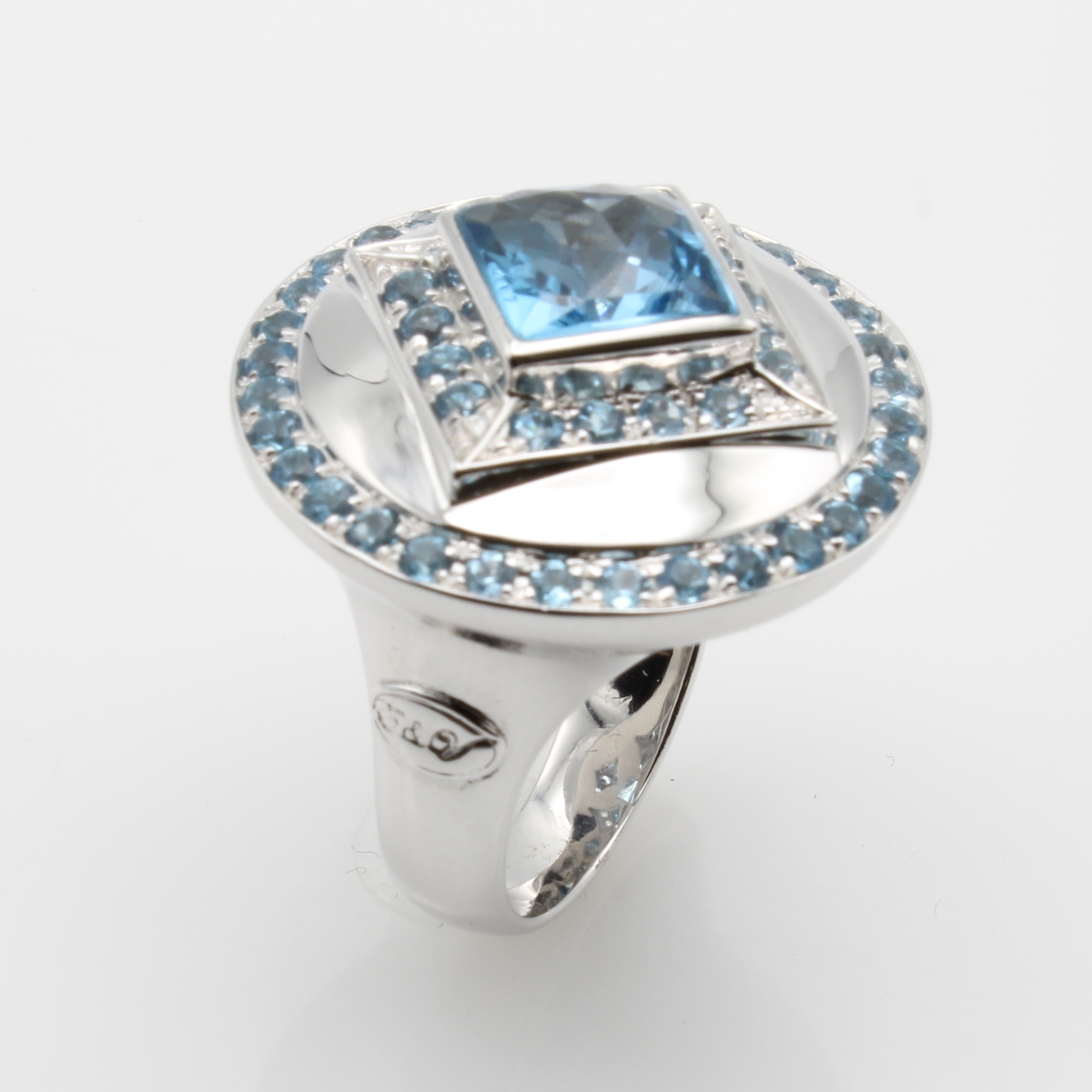 Image 27167745 - Ring mit Topasen, 925er Silber, Topase zus. ca. 6.10 ct, RW ca. 55