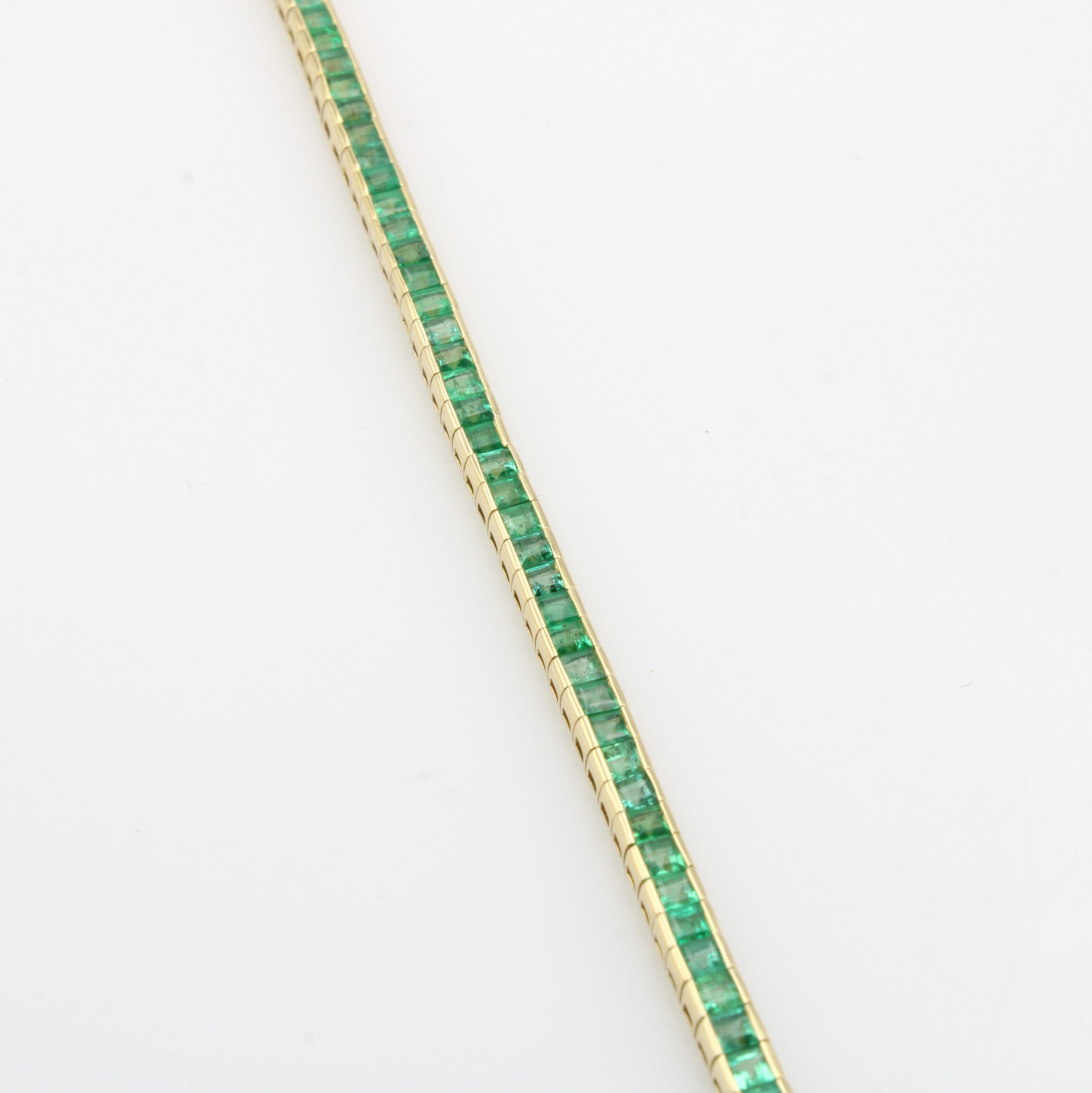 Image 27167928 - Armband mit Smaragden, GG 750/000, Smaragde im Carréeschl. zus. ca. 7.53 ct, ...