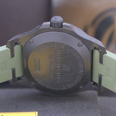 27168732f - BREITLING Colt Skyracer Herrenarmbanduhr Referenz X74320E4/BF87, quarz, Breitlight- ...