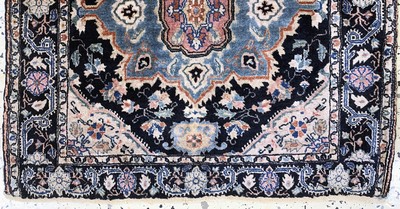 27169003b - Farahan antik, Persien, um 1900, Wolle auf Baumwolle, ca. 70 x 70 cm, EHZ: 2, (Fransen ...