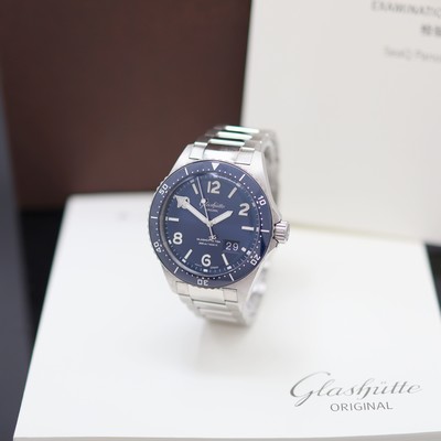 Image GLASHÜTTE ORIGINAL Herrenarmbanduhr SeaQ Panoramadatum Referenz 1-36-13-02-81-70, ...