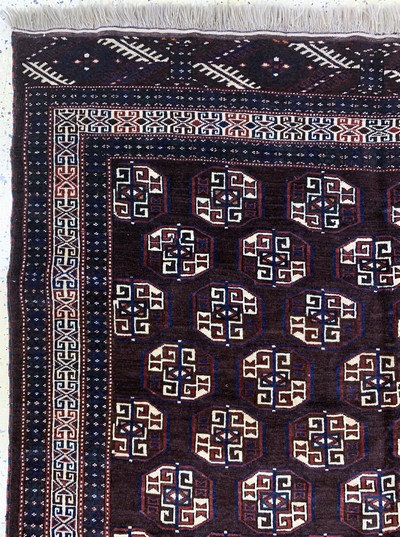 27169043c - Yomud fein alt, Turkmenistan, Anfang 20.Jhd, Wolle auf Wolle, ca. 235 x 157 cm, EHZ: 2 ...