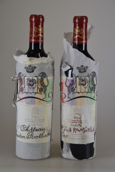 Image 2 bottles 2001 Chateau Mouton Rothschild, Pauillac, 75cl, 12.5% Vol, high fill orig. ...