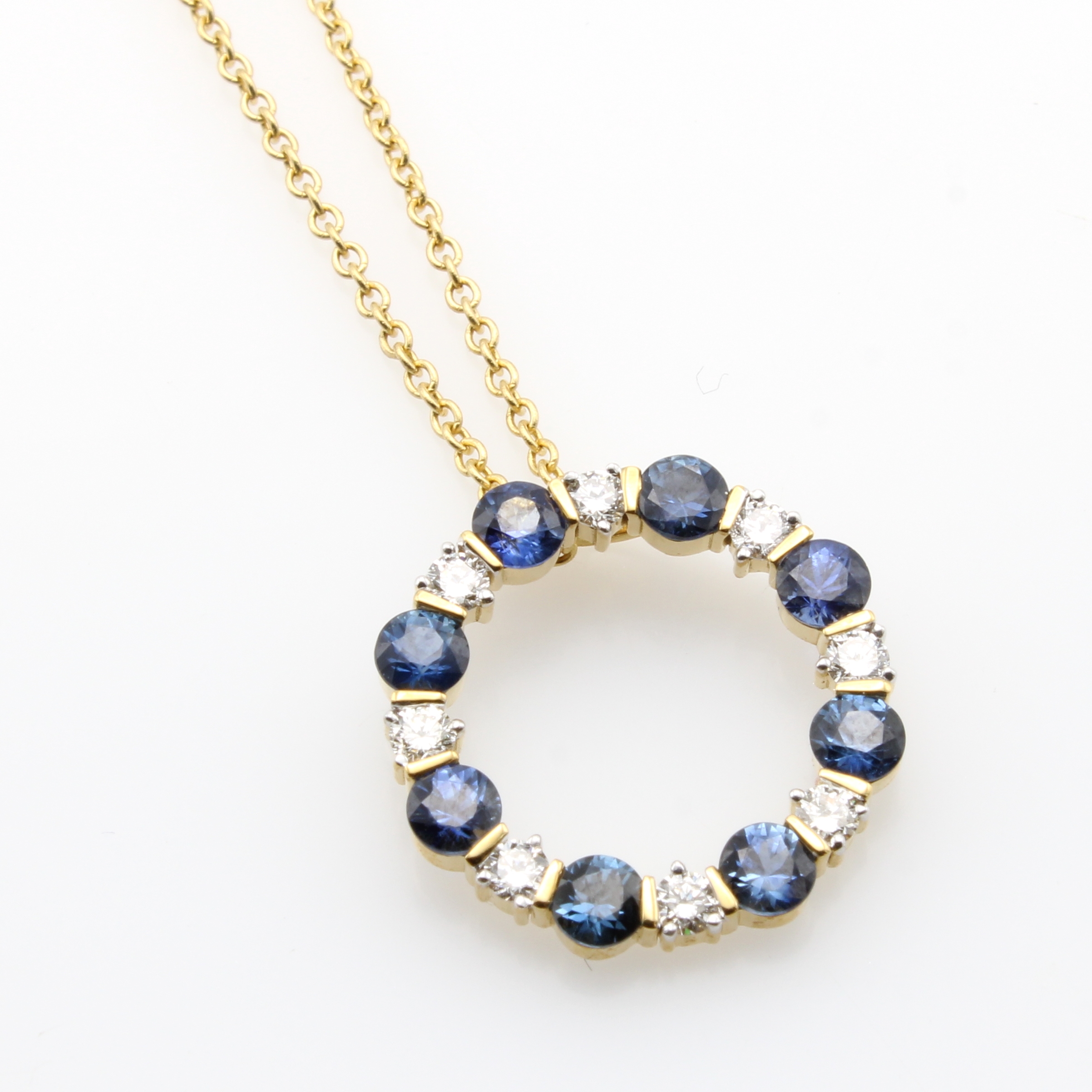 Image 27177725 - Anhänger mit Saphiren und Brillanten an Kette, GG 750/000, 8 Saphire zus. ca. 1.12 ct, ...