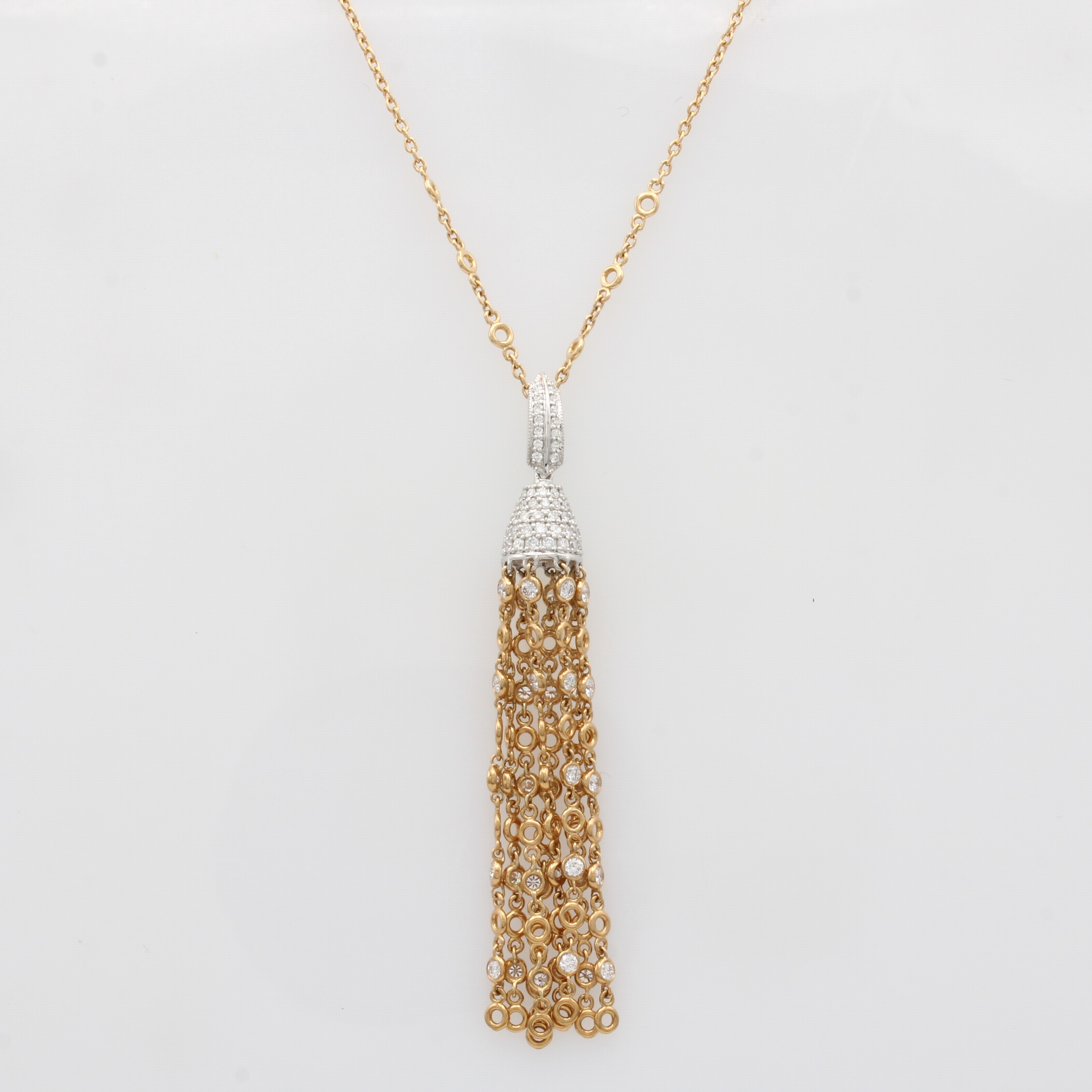 Image 27177729 - Anhänger ´Quaste´ mit Brillanten an Kette, RG/WG 750/000, Brill. zus. ca. 2.10 ct ...