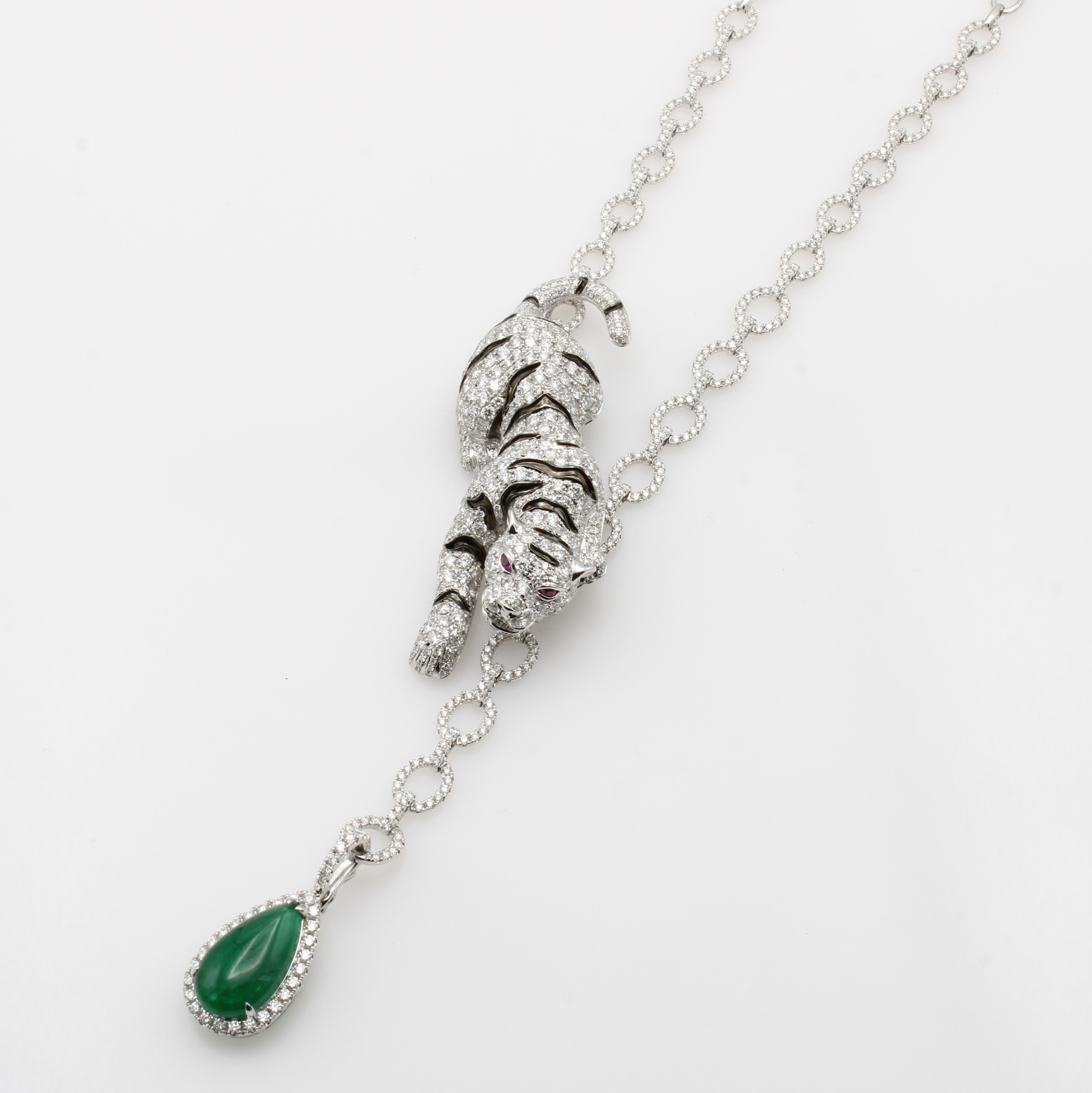 Image 27177734 - Collier ´Tiger´ mit Farbsteinen und Brillanten, WG 750/000, 2 Rubine als Augen zus. ca. ...
