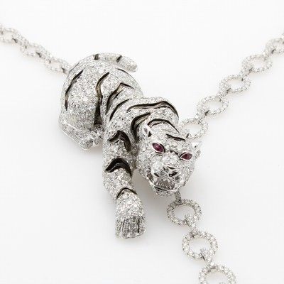 27177734b - Collier ´Tiger´ mit Farbsteinen und Brillanten, WG 750/000, 2 Rubine als Augen zus. ca. ...