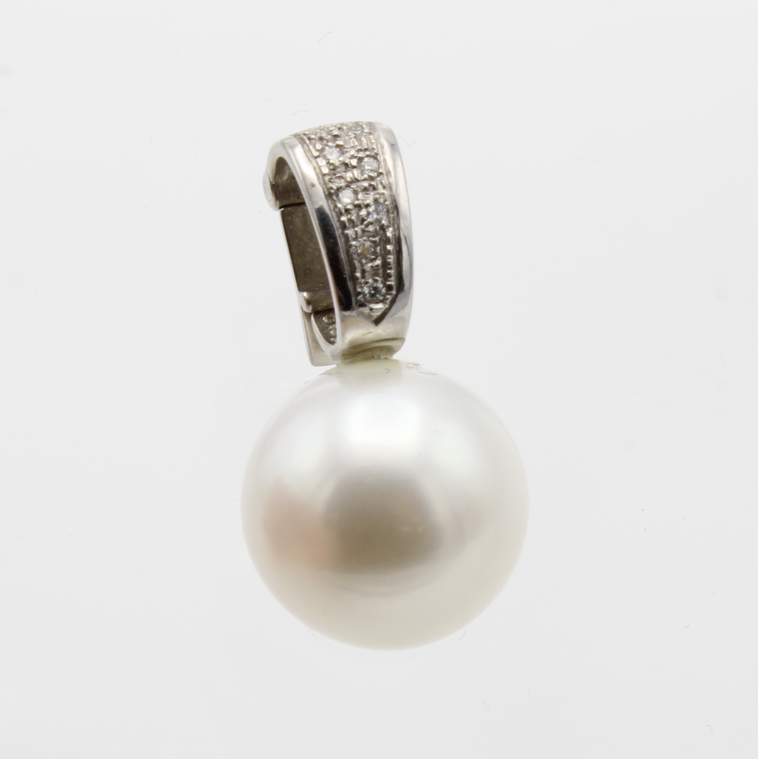 Image 27180616 - Clip-Anhänger mit Südseezuchtperle und Brillanten, WG 585/000, weiße Perle v. sehr ...