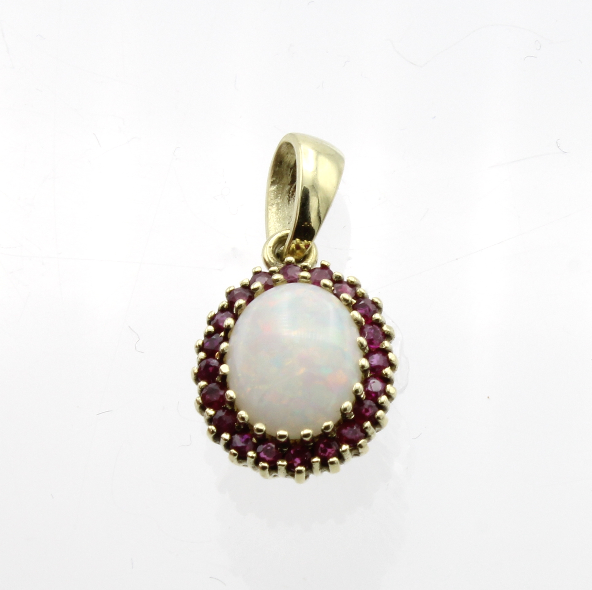 Image 27180979 - Anhänger mit Opal und Rubinen, GG 585/000 Schätzpreis: 1180, - EUR