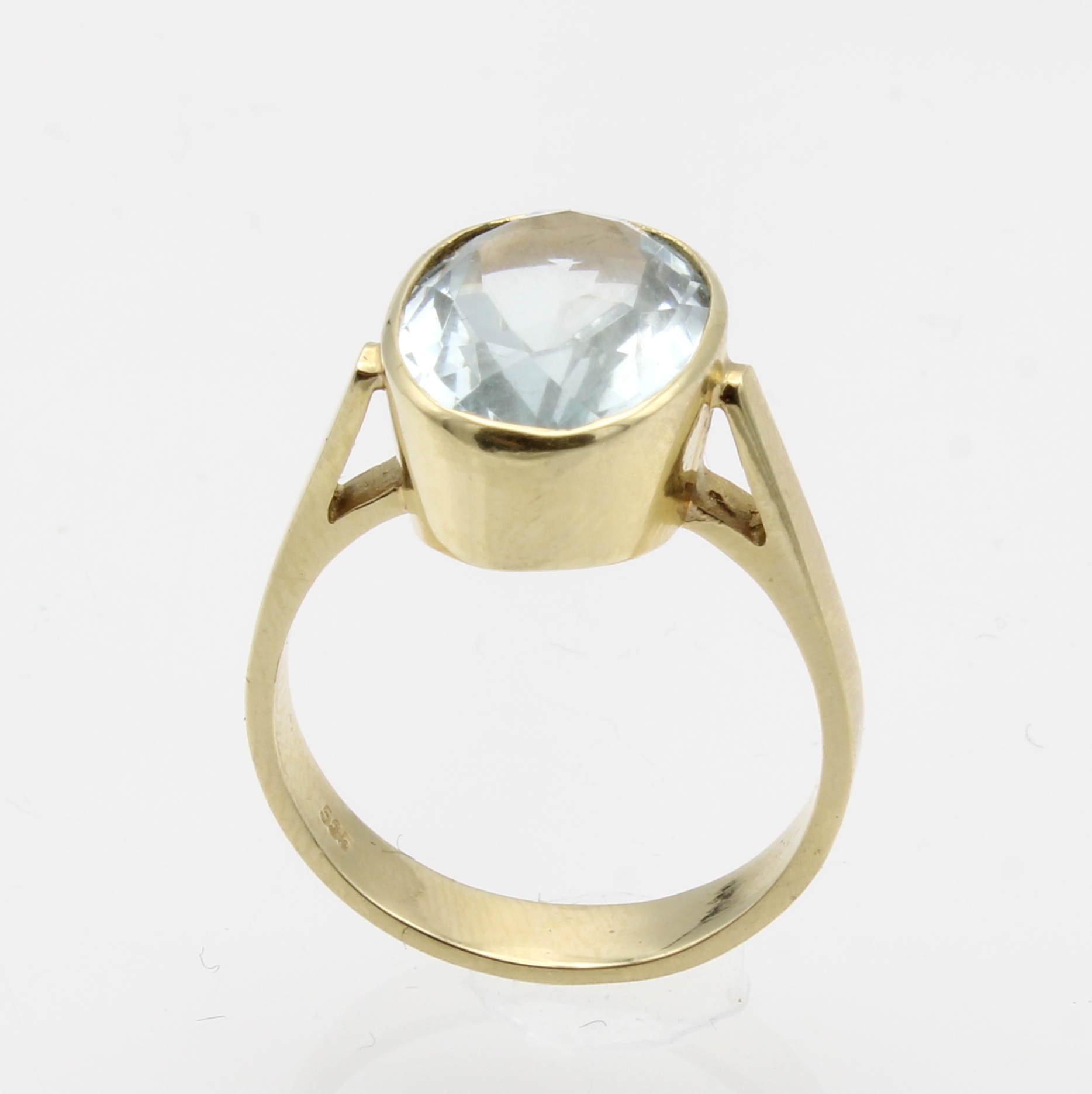 Image 27180993 - Ring mit Aquamarin, GG 585/000, ovaler Aquamarin, RW ca. 58 Schätzpreis: 1520, - EUR