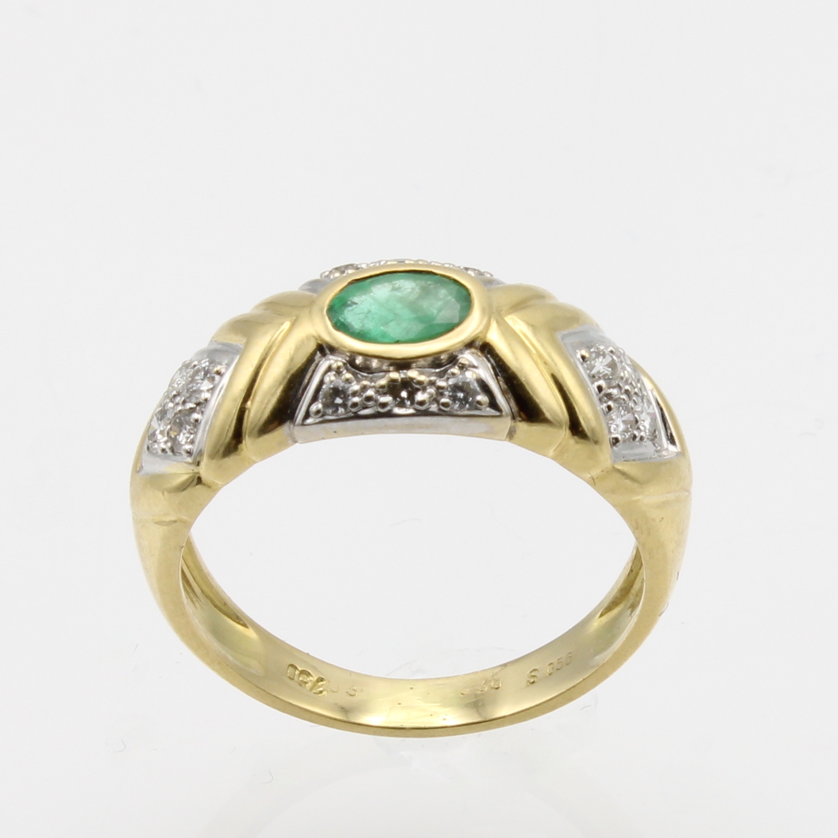 Image 27180996 - Ring mit Smaragd und Brillanten, GG 750/000,Brill. zus. ca. 0.30 ct Weiß/si, ovaler ...