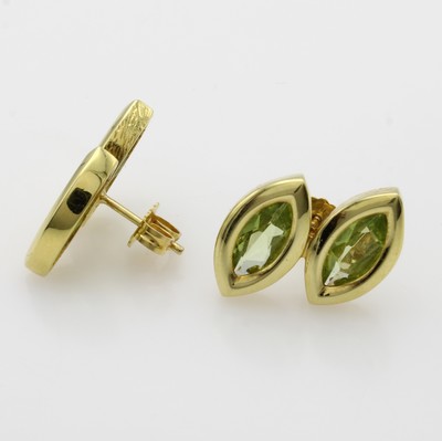 27181171a - Paar Ohrstecker mit Peridots, GG 585/000, 4 navetteförmige Peridots zus. ca. 3.12 ct ...