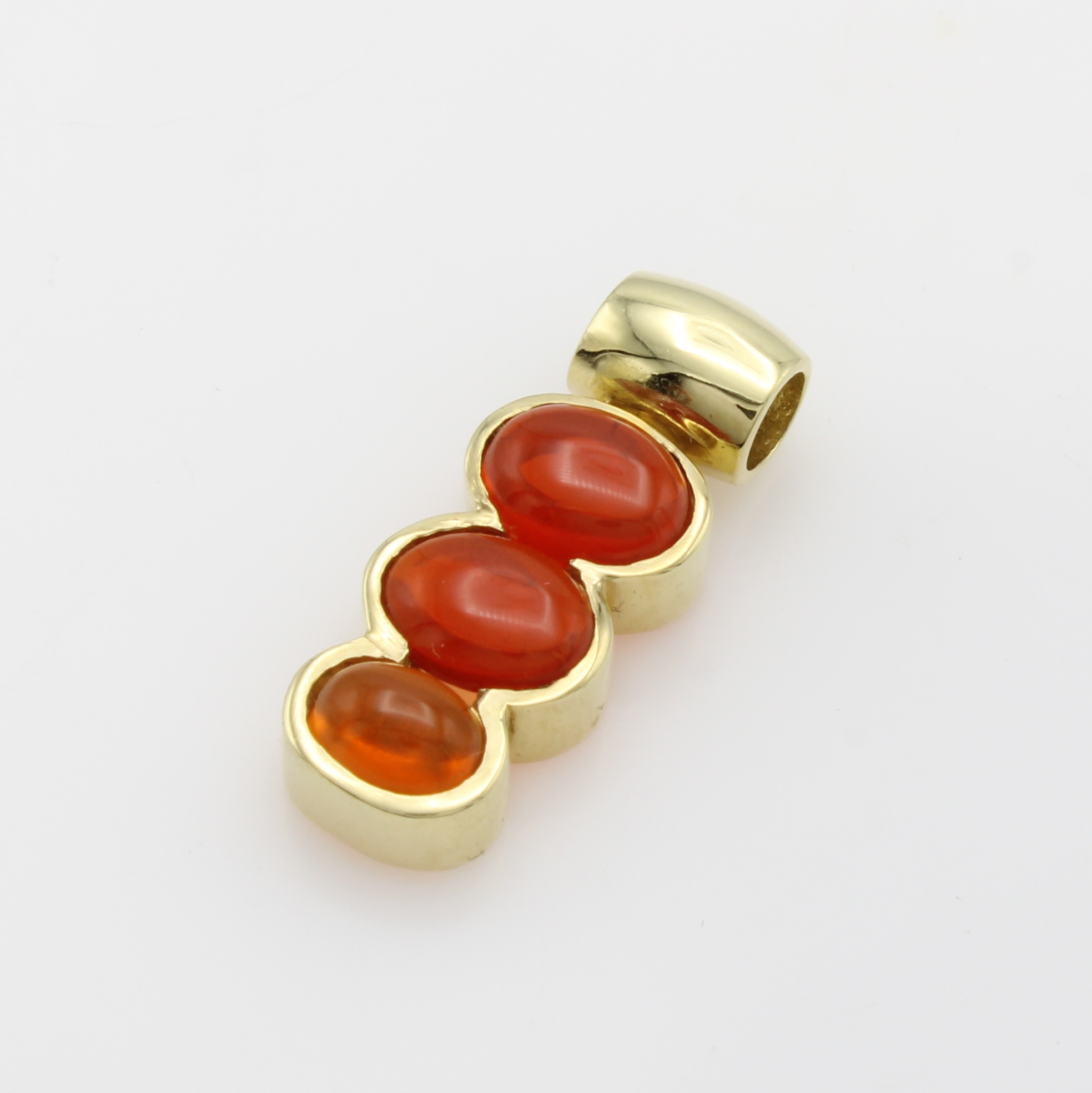 Image 27181538 - Anhänger mit Feueropalen, GG 585/000, 3 ovale Feueropalcabochons zus. ca. 3.5 ct ...